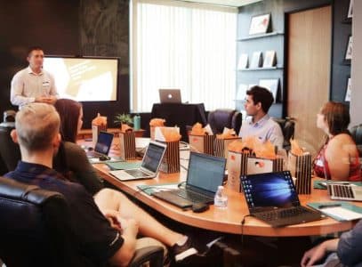 Empowering the Workforce: The Importance of Employee Development Programs and How to Implement Them-Hero