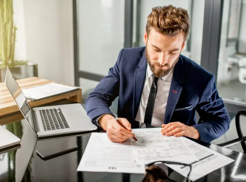 Presenting a Compelling Compensation Package